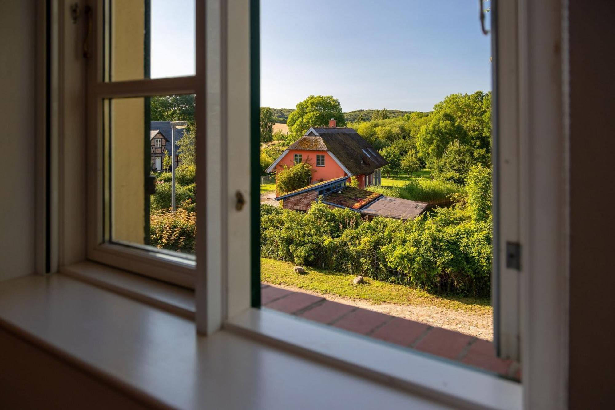 Ferienhaus Preetz 1A - Idylle Unter Reet Burtevitz Dış mekan fotoğraf