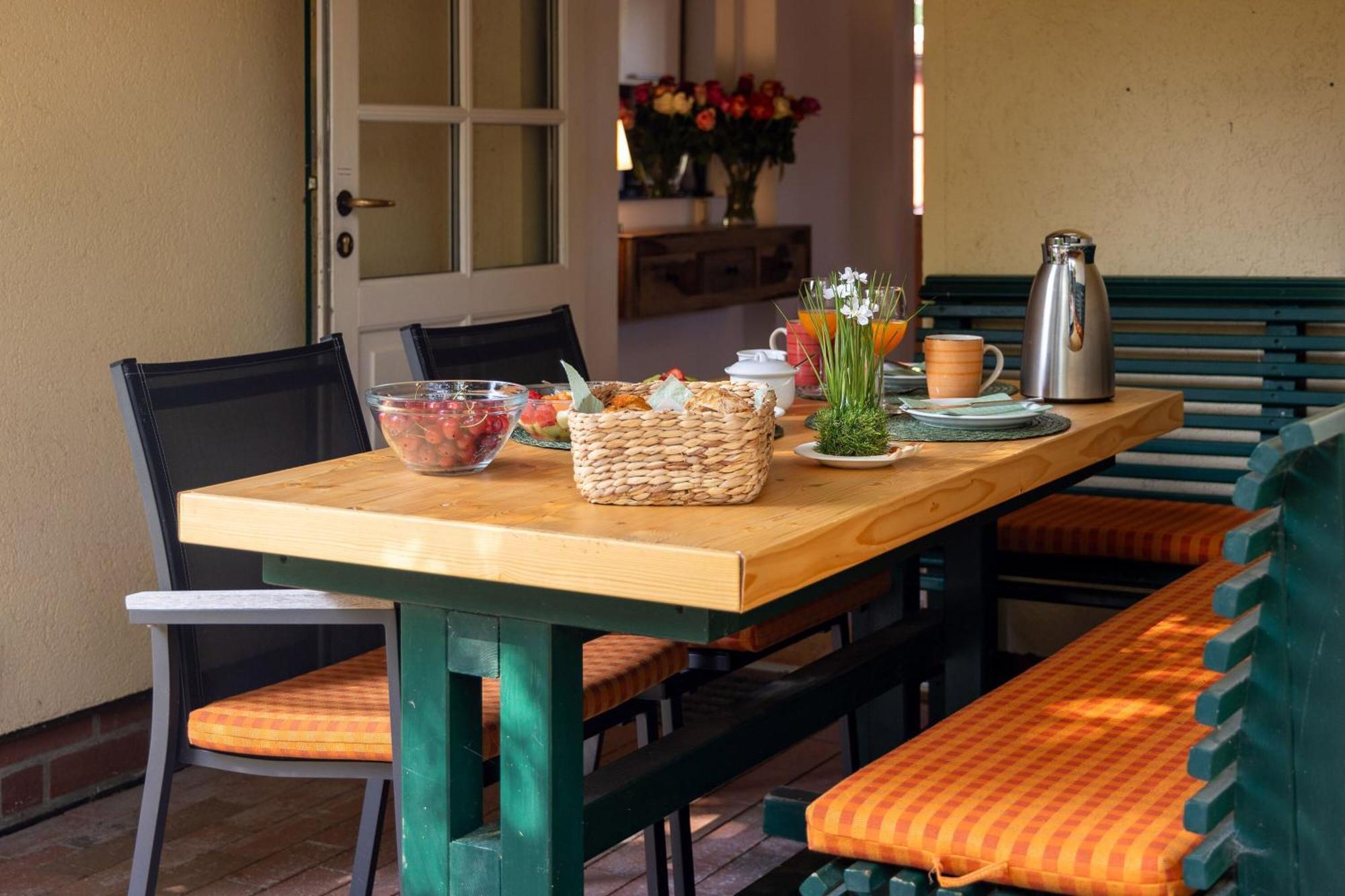Ferienhaus Preetz 1A - Idylle Unter Reet Burtevitz Dış mekan fotoğraf
