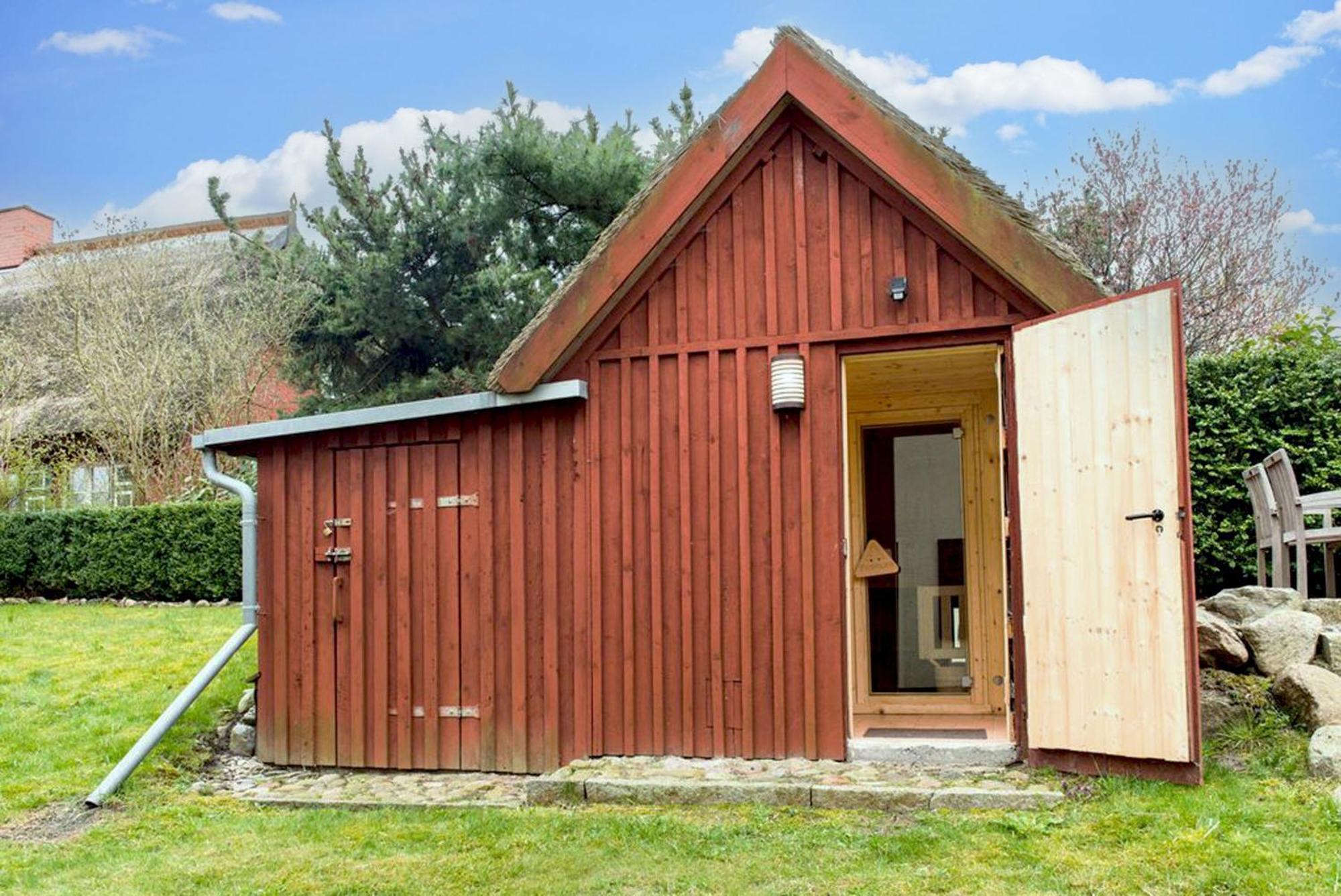 Ferienhaus Preetz 1A - Idylle Unter Reet Burtevitz Dış mekan fotoğraf