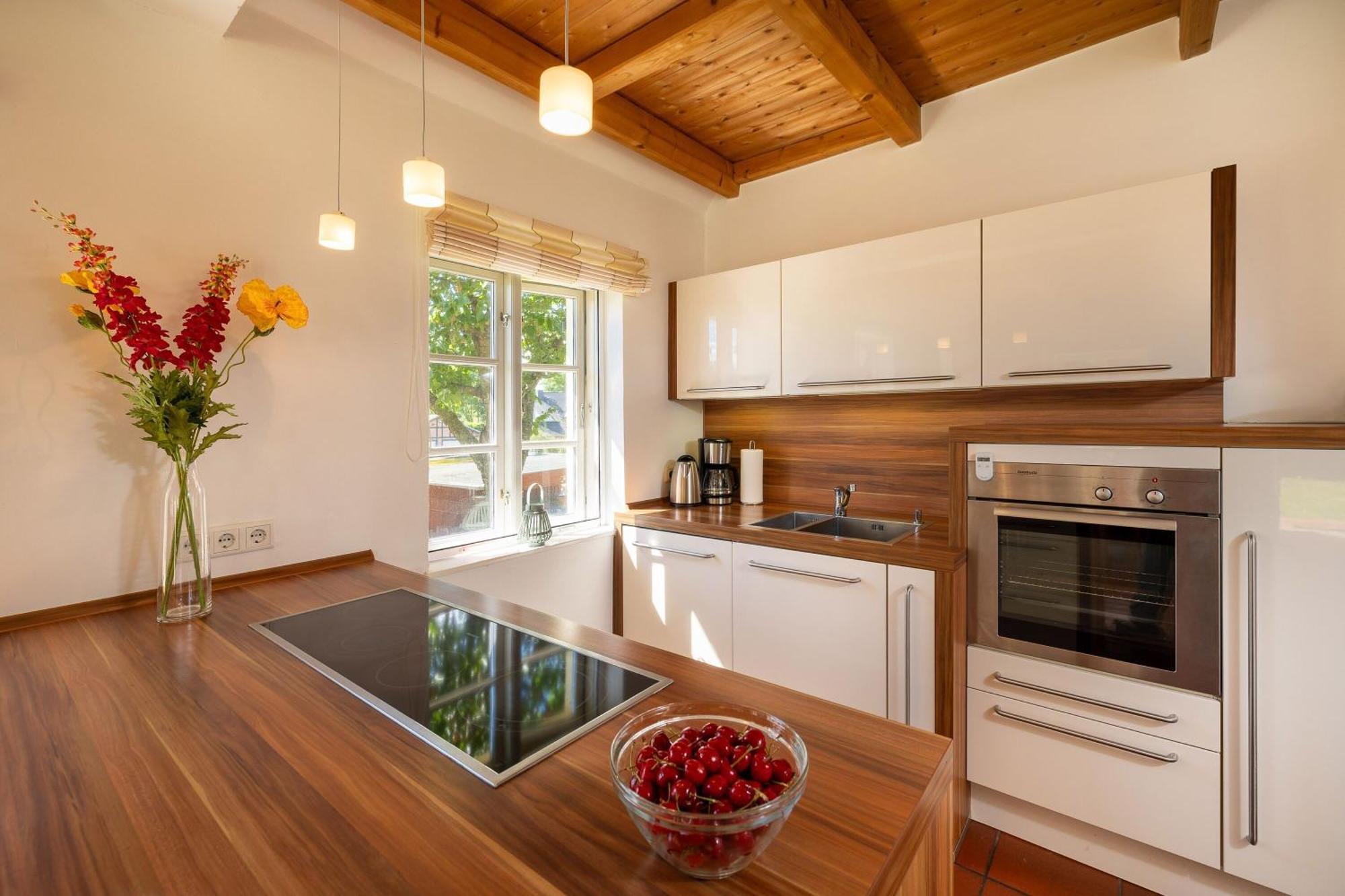 Ferienhaus Preetz 1A - Idylle Unter Reet Burtevitz Dış mekan fotoğraf
