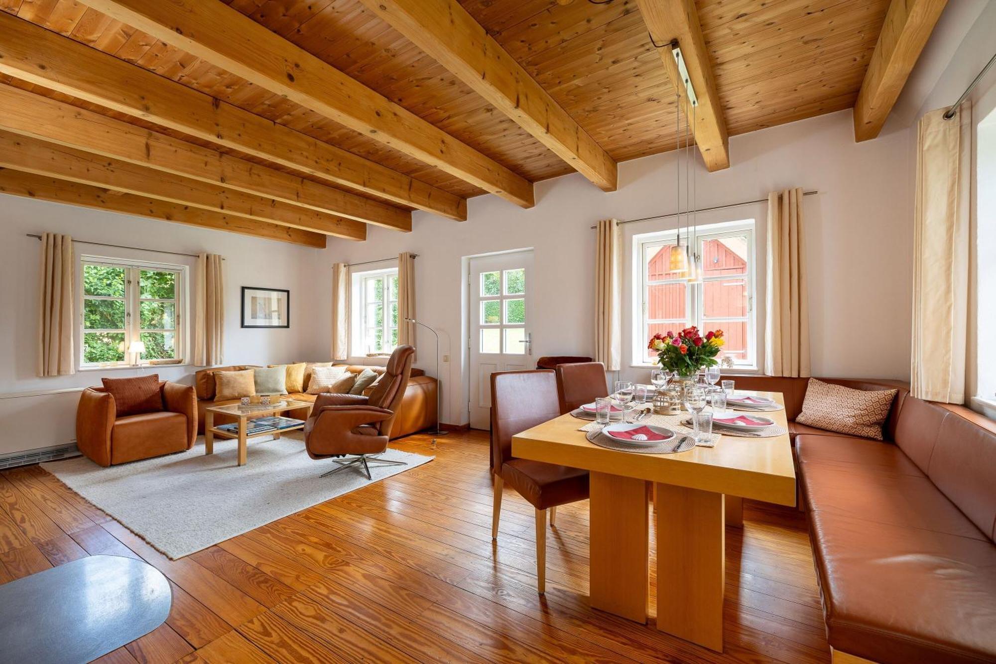 Ferienhaus Preetz 1A - Idylle Unter Reet Burtevitz Dış mekan fotoğraf