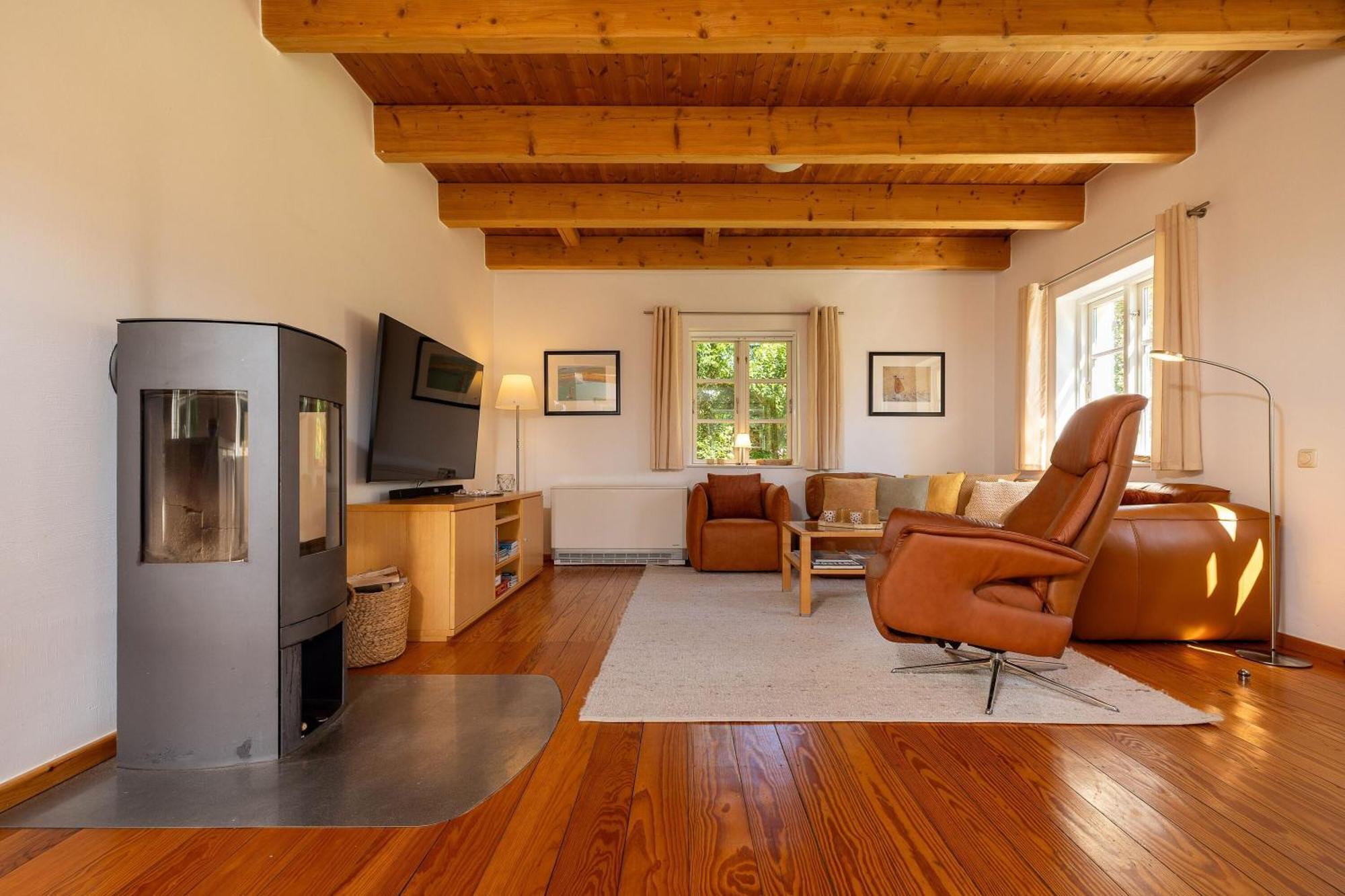 Ferienhaus Preetz 1A - Idylle Unter Reet Burtevitz Dış mekan fotoğraf